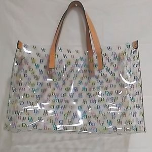 EUC Large Dooney and Bourke Clear Mono Tote  16.5 w x 12 h